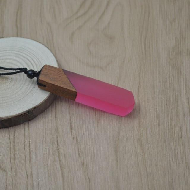 UNIQUE RESIN WOOD NECKLACE