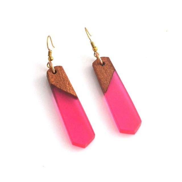 CHIC WOOD EARRINGS
