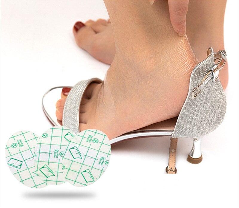 INVISIBLE WATERPROOF BANDAIDS