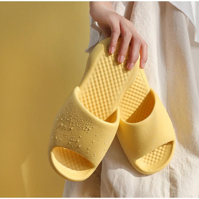 NON-SLIP COLORFUL COMFORTABLE THICK SLIPPER